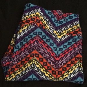 NWOT TC Lularoe Leggings